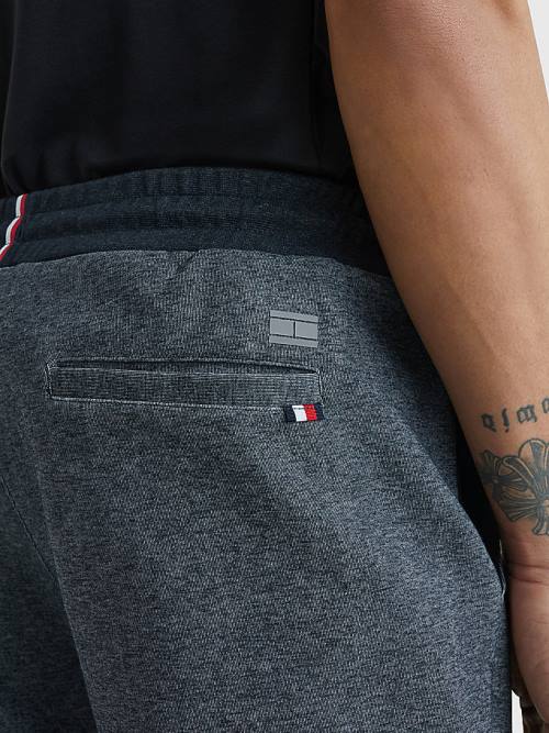 Tommy Hilfiger TH Tech Essential Joggers Moški Hlače Siva | TH156ZAB