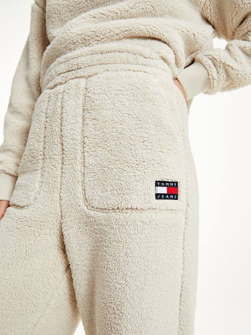 Tommy Hilfiger Tommy Badge Relaxed Fit Fleece Joggers Ženske Hlače Bež | TH965IQG