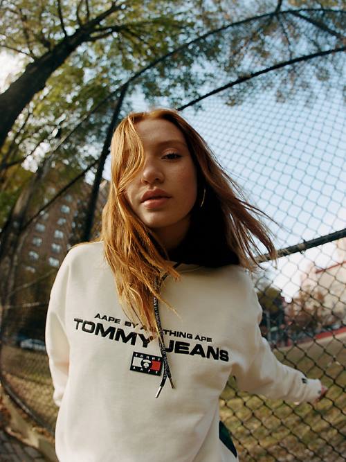 Tommy Hilfiger Tommy X AAPE Fleece Moški Pulover Bež | TH016UWI