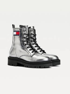 Tommy Hilfiger Tommy Badge Metallic Leather Cleat Ženske Škornji Siva | TH598ZGP